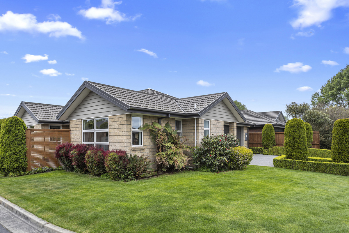 UNDER OFFER by Team Azzopardi Lime Real Estate