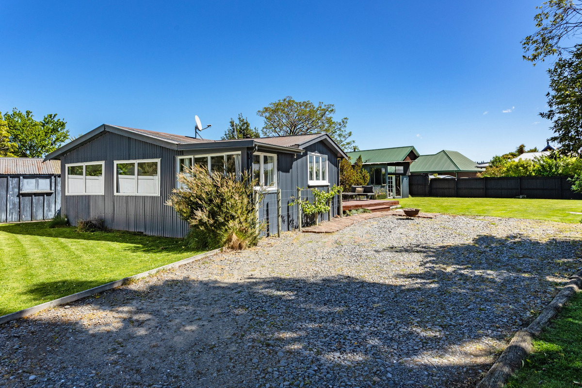 Positioned for Coastal Living!